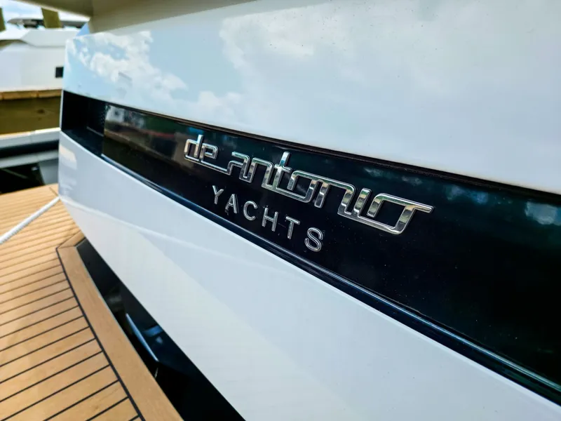 Slide: The Image of De Antonio Yachts D32 2026 - 6223977