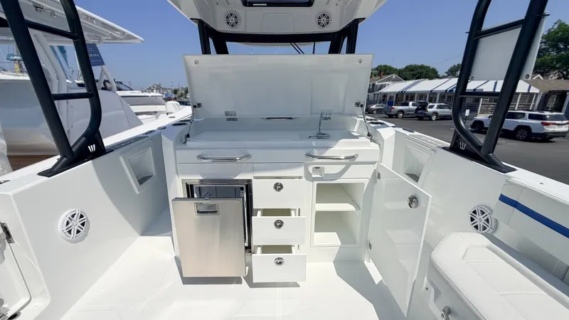 Slide: The Image of Wellcraft 28 T-Top 2027 - 6536214