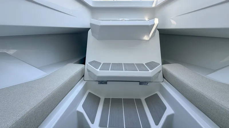 Slide: The Image of Wellcraft 28 T-Top 2027 - 6536177
