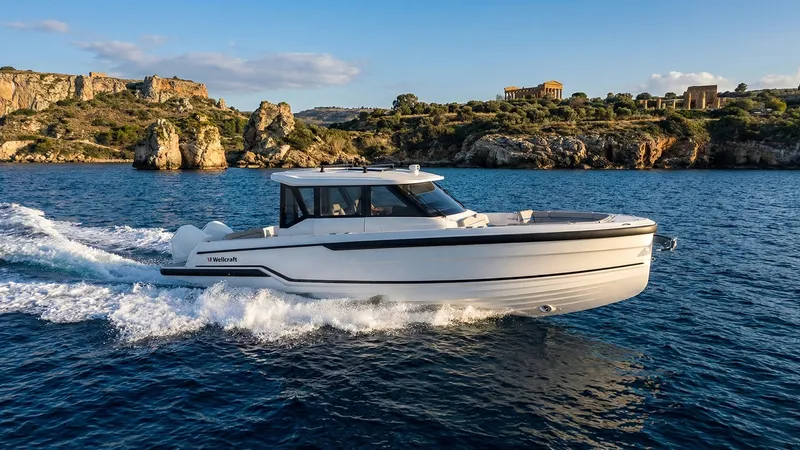 Slide: The Image of Wellcraft 28 Explorer 2026 - 6116744
