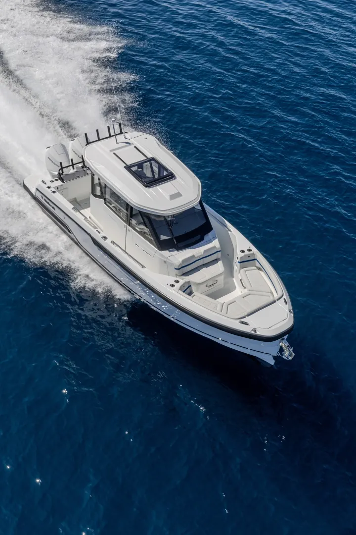 Slide: The Image of Wellcraft 28 Explorer 2026 - 6116741