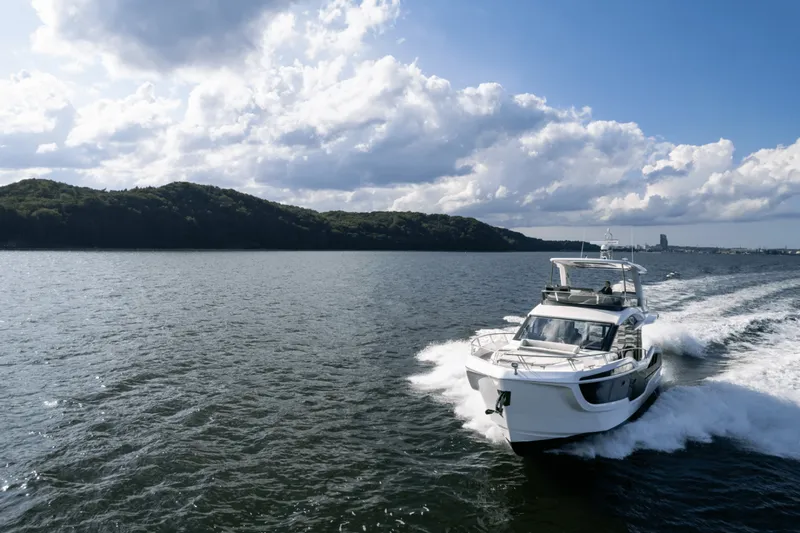 Slide: The Image of Galeon 560 FLY 2024 - 5852534