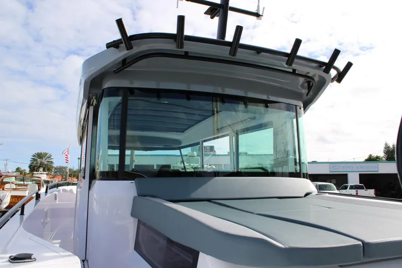 Slide: The Image of Axopar 37 - Forward Seating 2024 Axopar 37 Cross - 5852960