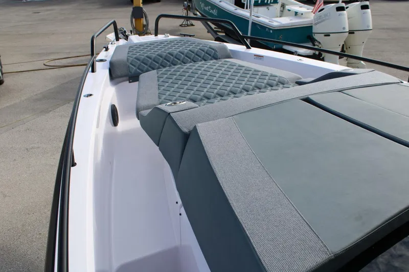 Slide: The Image of Axopar 37 - Bow with Forward Seating 2024 Axopar 37 Cross - 5852961