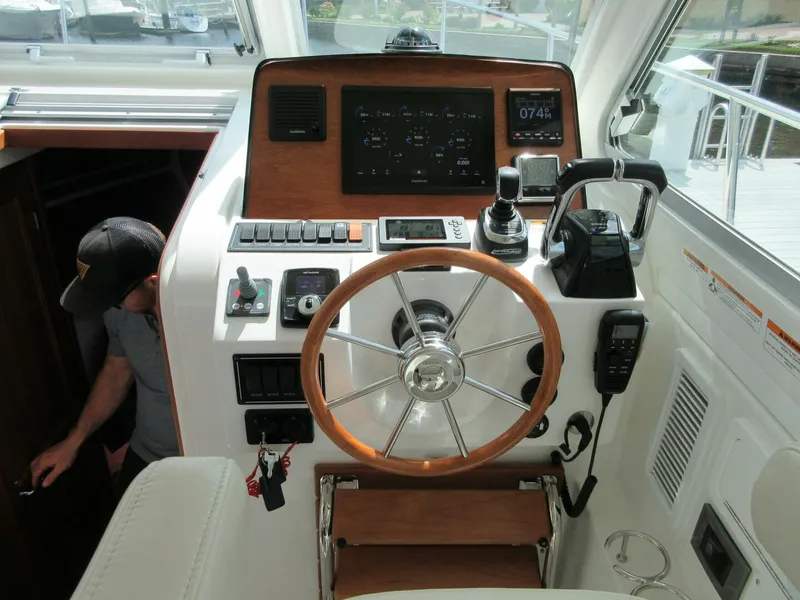 Slide: The Image of Back Cove 34O 2020 - 5853277