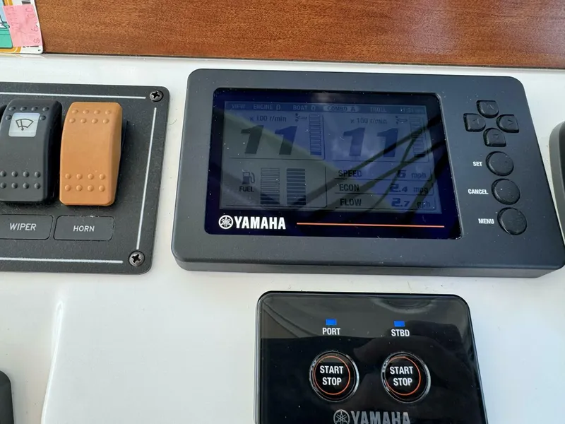 Slide: The Image of Back Cove 34O 2020 - 5853306