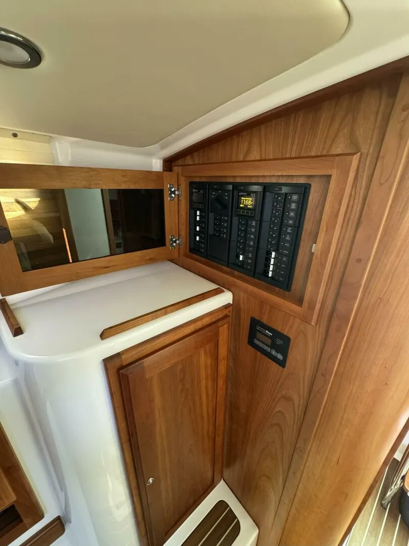 Slide: The Image of Back Cove 34O 2020 - 5853293