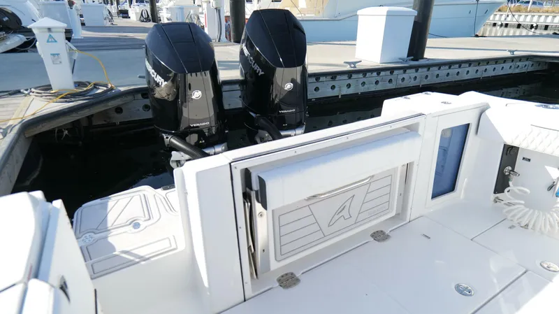 Slide: The Image of Cockpit - 5853195