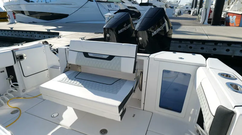 Slide: The Image of Cockpit Seating - 5853192