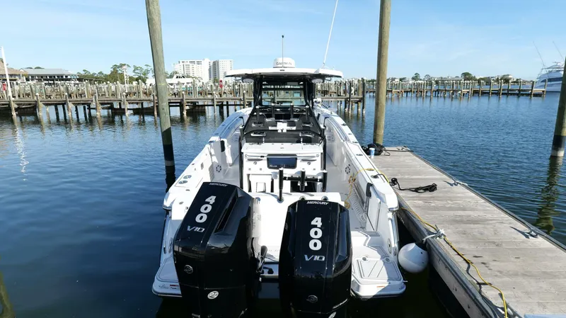 Slide: The Image of Blackfin 332 CC 2024 - 5853199