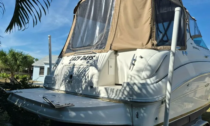 Slide: The Image of Sea Ray 31 2001 - 5853399