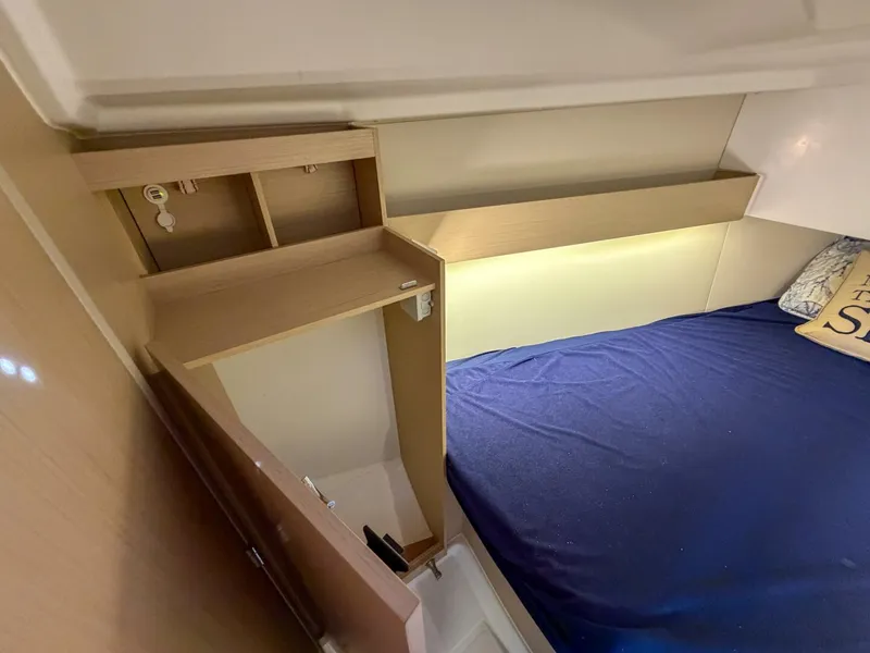 Slide: The Image of Beneteau 30.1 2021 - 5863436