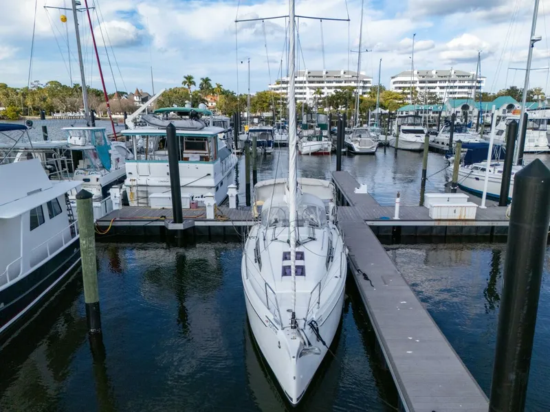 Slide: The Image of Beneteau 30.1 2021 - 5863446