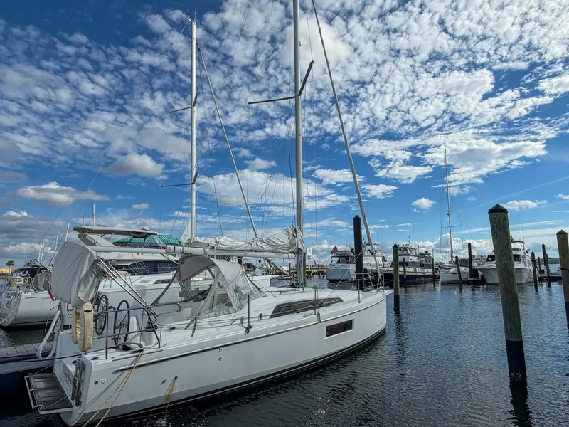 Slide: The Image of Beneteau 30.1 2021 - 5863384