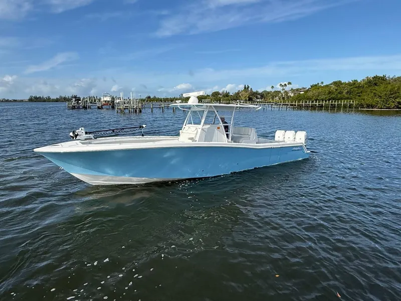 Slide: The Image of 2021 Invincible 36 - 5854039