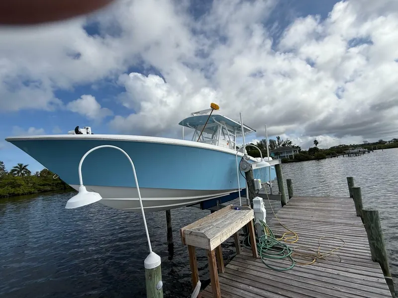 Slide: The Image of 2021 Invincible 36 - 5854040