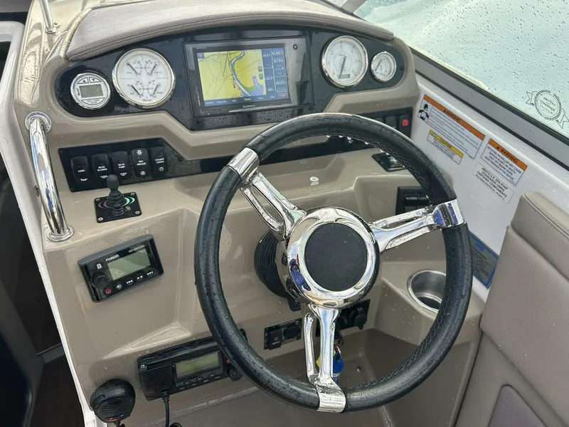 Slide: The Image of Regal 28 Express 2017 - 5854286