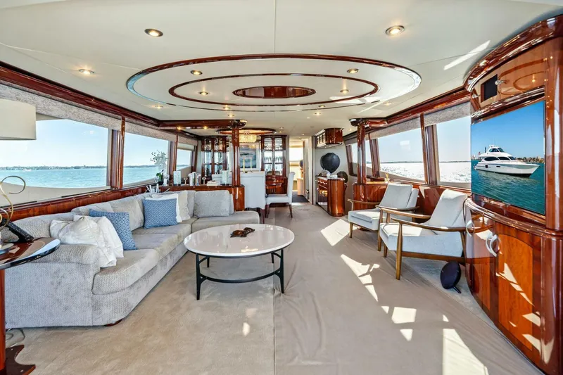 Slide: The Image of 2005 Lazzara Yachts 80 'Summerwind' - Salon - 5856233