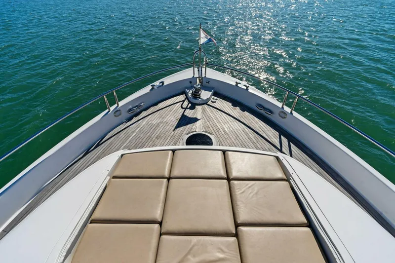 Slide: The Image of 2005 Lazzara Yachts 80 'Summerwind' - Bow Sunpads - 5856263