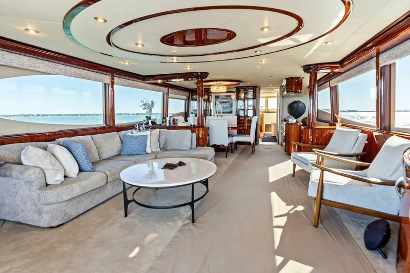 Slide: The Image of 2005 Lazzara Yachts 80 'Summerwind' - Salon - 5856234