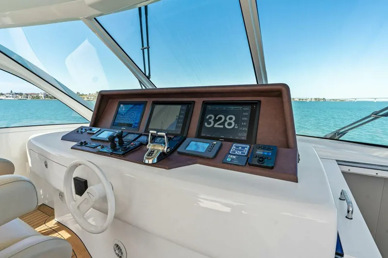 Slide: The Image of 2005 Lazzara Yachts 80 'Summerwind' - Skybridge Helm Controls - 5856266