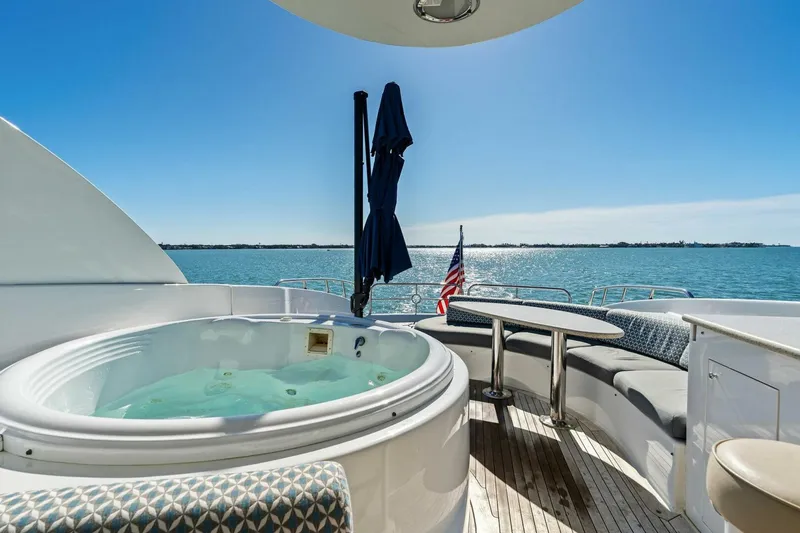 Slide: The Image of 2005 Lazzara Yachts 80 'Summerwind' - Skybridge Hot Tub - 5856276