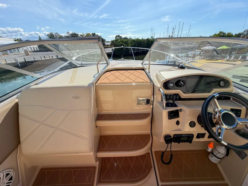 Slide: The Image of Regal 26 Express 2020 - 5871498