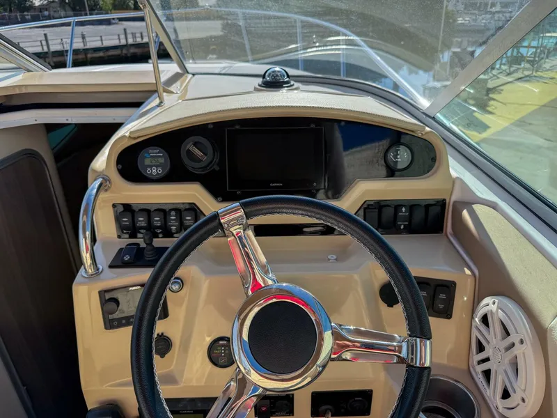 Slide: The Image of Regal 26 Express 2020 - 5871497