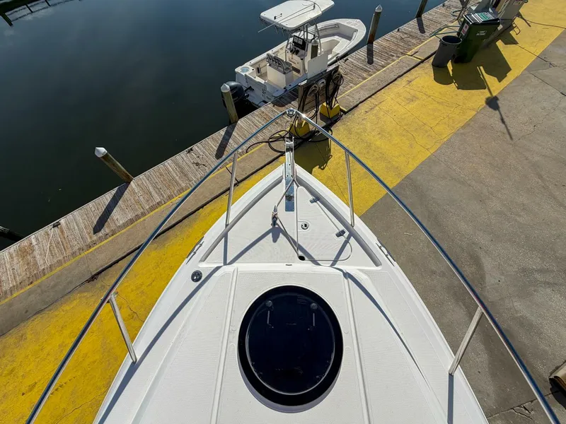 Slide: The Image of Regal 26 Express 2020 - 5871501