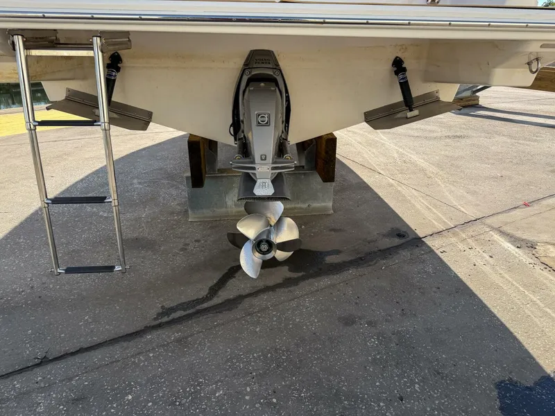 Slide: The Image of Regal 26 Express 2020 - 5871485