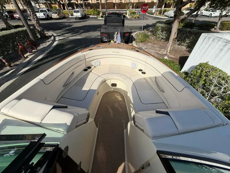 Slide: The Image of Chris-Craft 28 Launch GT 2023 - 5870098