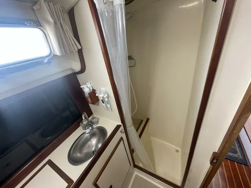 Slide: The Image of Pearson Cutter 1981 - 5854632