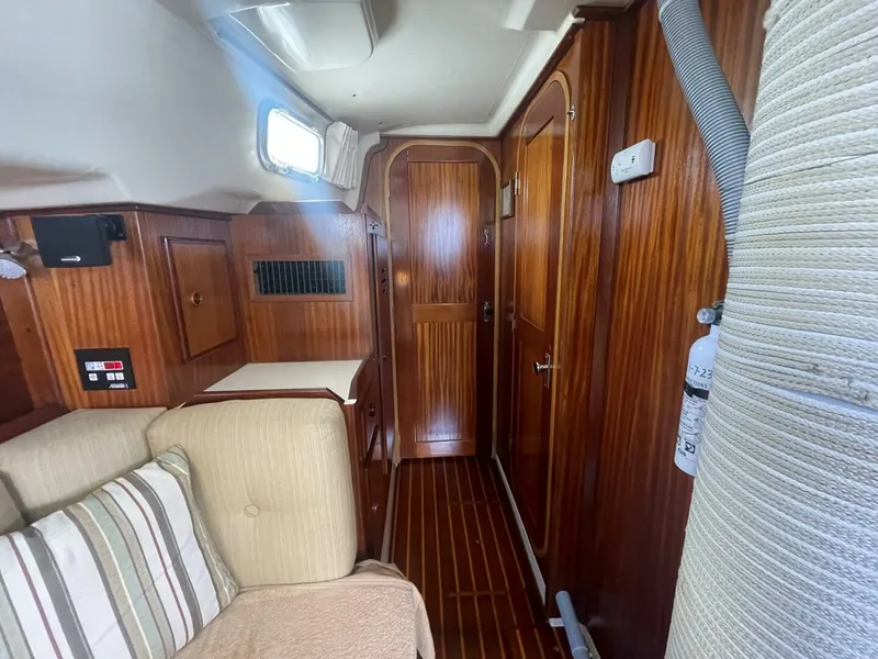 Slide: The Image of Pearson Cutter 1981 - 5854633