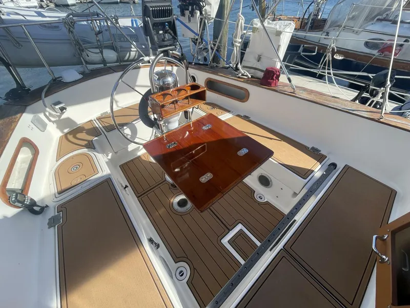 Slide: The Image of Pearson Cutter 1981 - 5854621