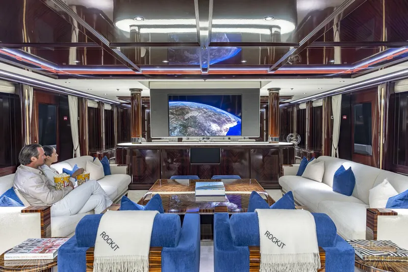 Slide: The Image of Main Salon  - 5982803