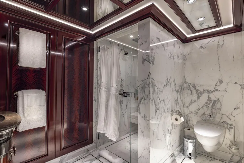 Slide: The Image of Twin Cabin Head - Port Forward - 5982858