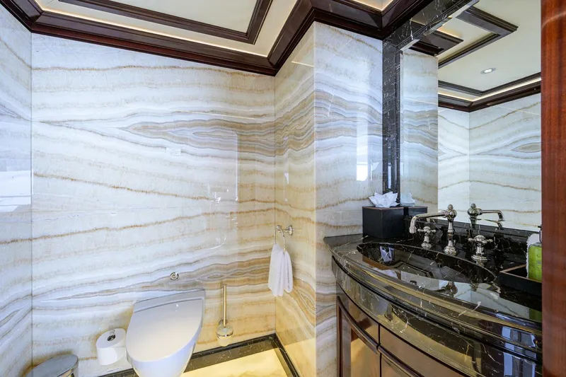 Slide: The Image of Sun Deck Head - 5982775