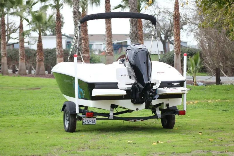 Slide: The Image of Bayliner Element E16 2019 - 5854861