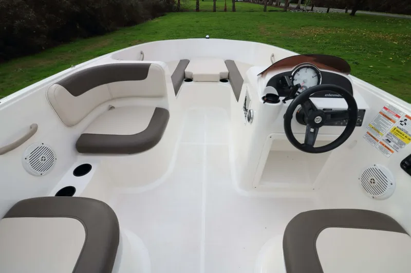 Slide: The Image of Bayliner Element E16 2019 - 5854863