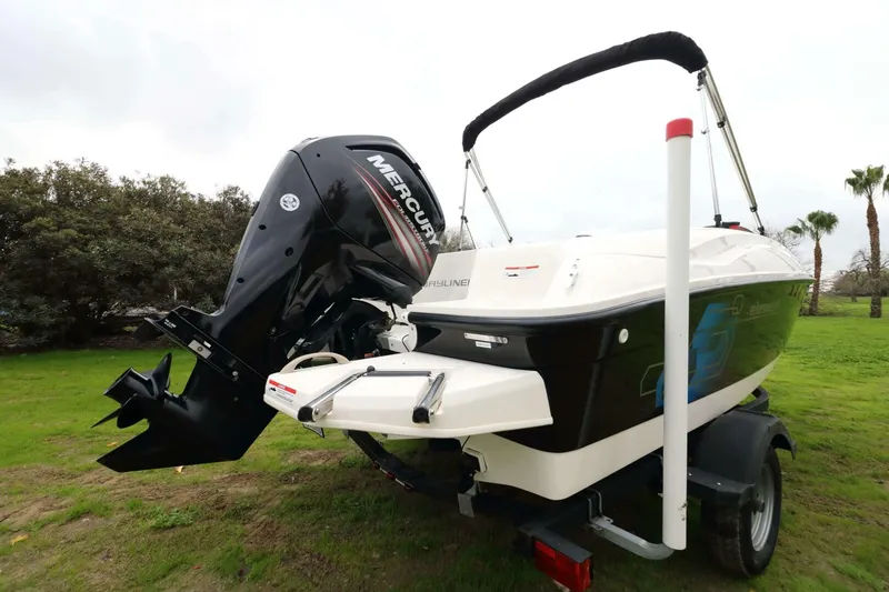 Slide: The Image of Bayliner Element E16 2019 - 5854866