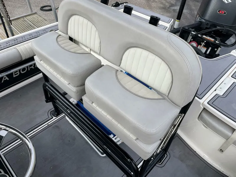 Slide: The Image of Sea Born FX22 2019 - 5855117