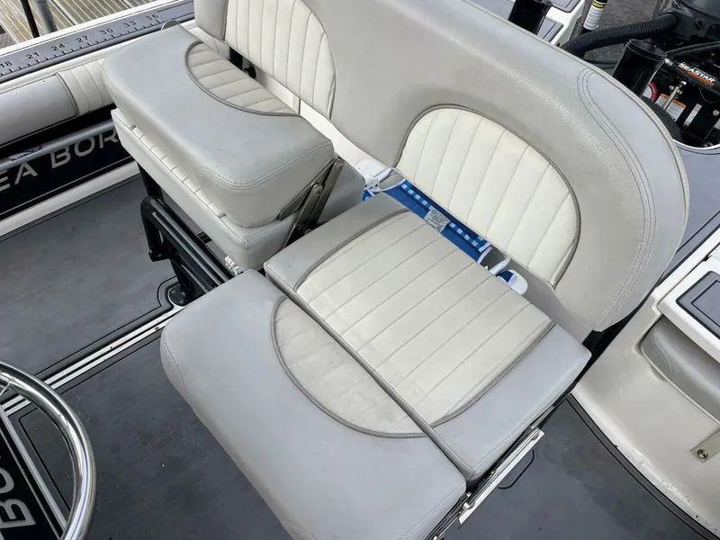 Slide: The Image of Sea Born FX22 2019 - 5855118