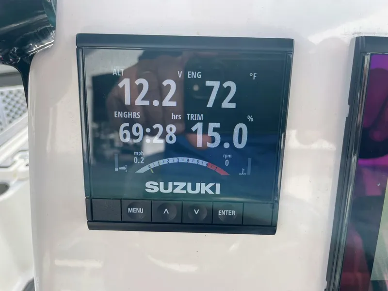 Slide: The Image of Sea Born FX22 2019 - 5855128