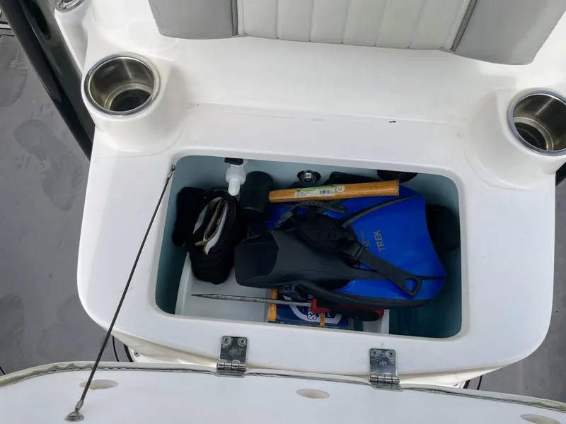 Slide: The Image of Sea Born FX22 2019 - 5855141