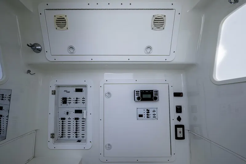 Slide: The Image of SeaVee 390B 2014 - 5855324