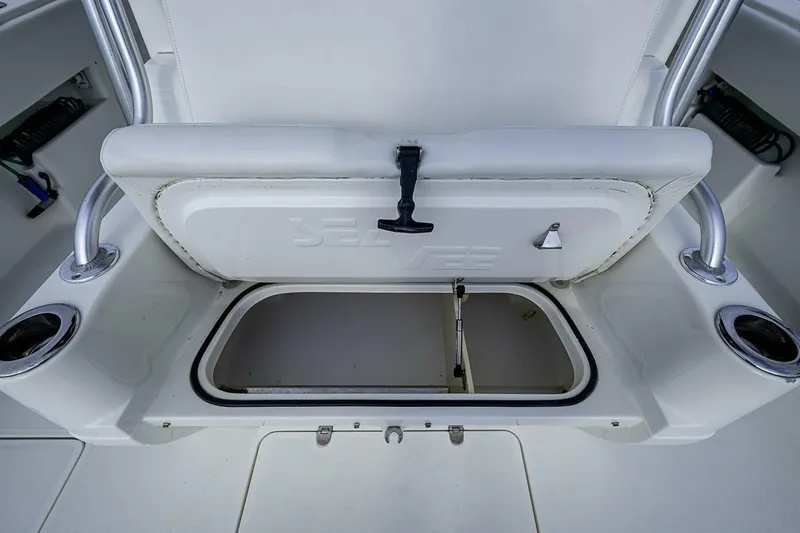 Slide: The Image of SeaVee 390B 2014 - 5855327