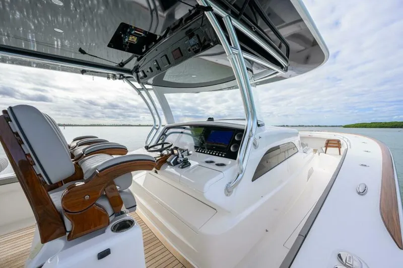 Slide: The Image of Valhalla 46 - Starboard Helm Station & Seating 2022 Valhalla 46 Center Console - 5855439