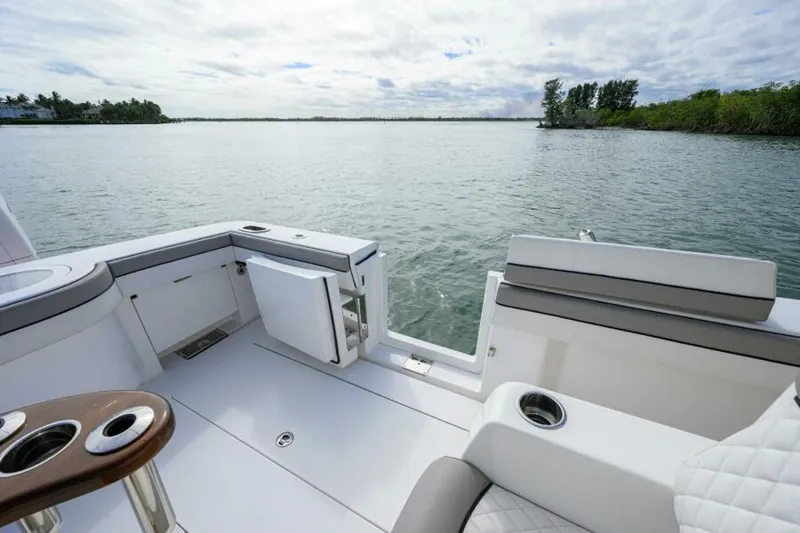 Slide: The Image of Valhalla 46 - Cockpit Dive Door 2022 Valhalla 46 Center Console - 5855447