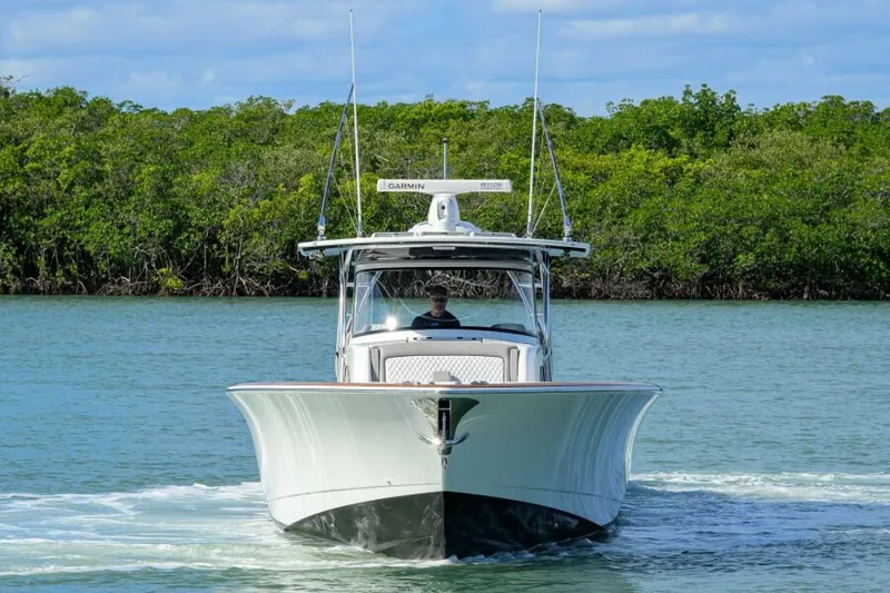 Slide: The Image of Valhalla 46 - Bow Profile 2022 Valhalla 46 Center Console - 5855458