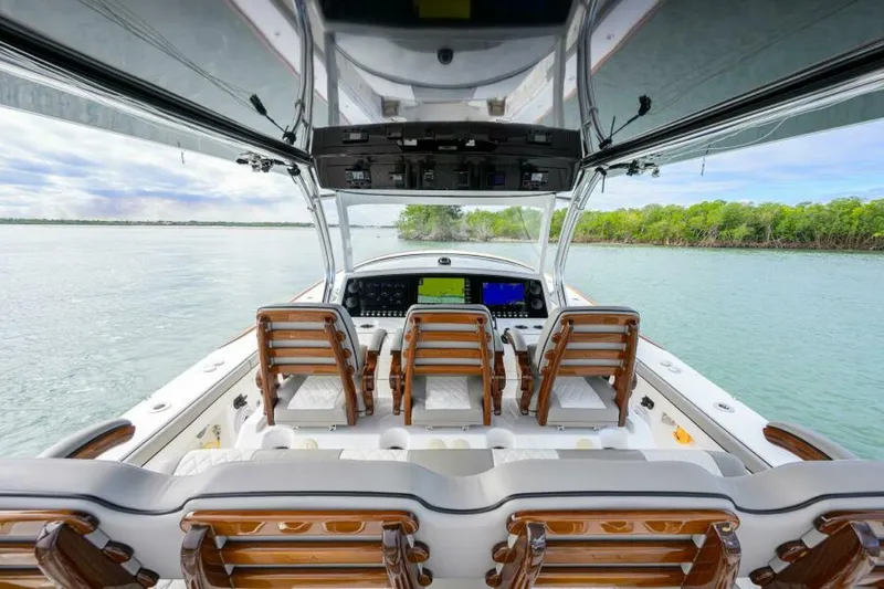 Slide: The Image of Valhalla 46 - Helm Seating & Electronics 2022 Valhalla 46 Center Console - 5855436